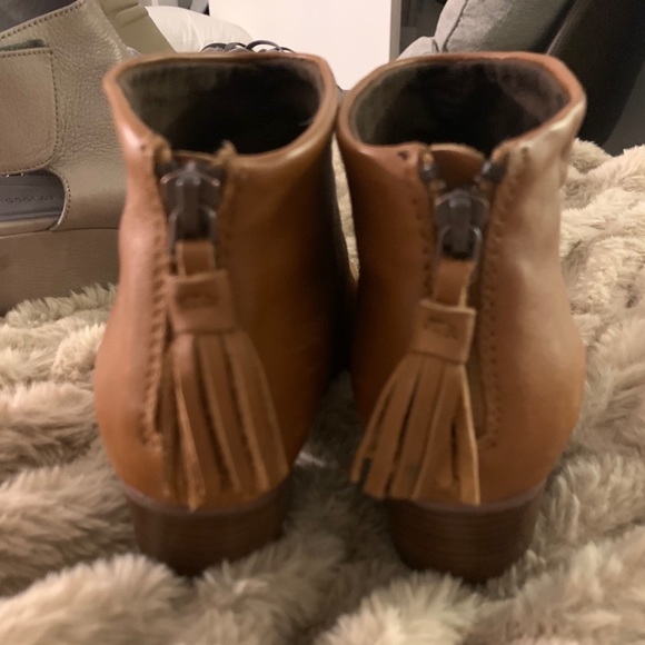 bundle of size 6.5 shoes — must sell! - Picture 6 of 6